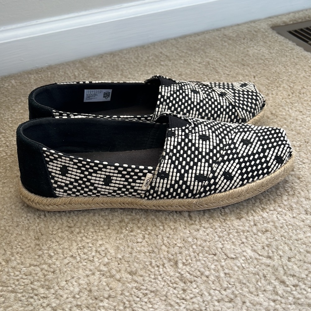 TOMS Women's, Alpargata Cupsole Slip-On 9 wide - Picture 2 of 6